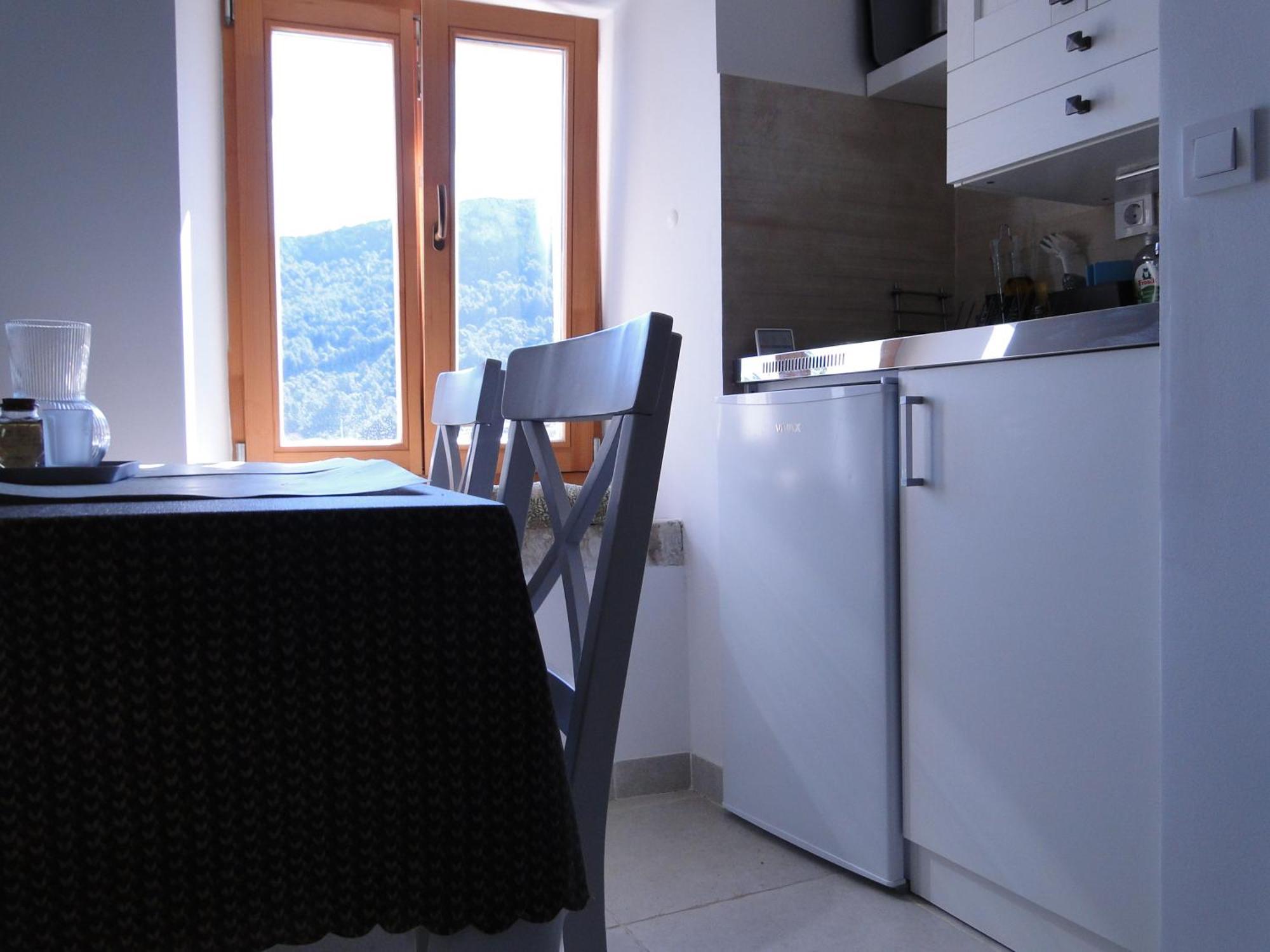Heritage Apartments Kyra & Fox In Pitve, Hvar Exterior photo
