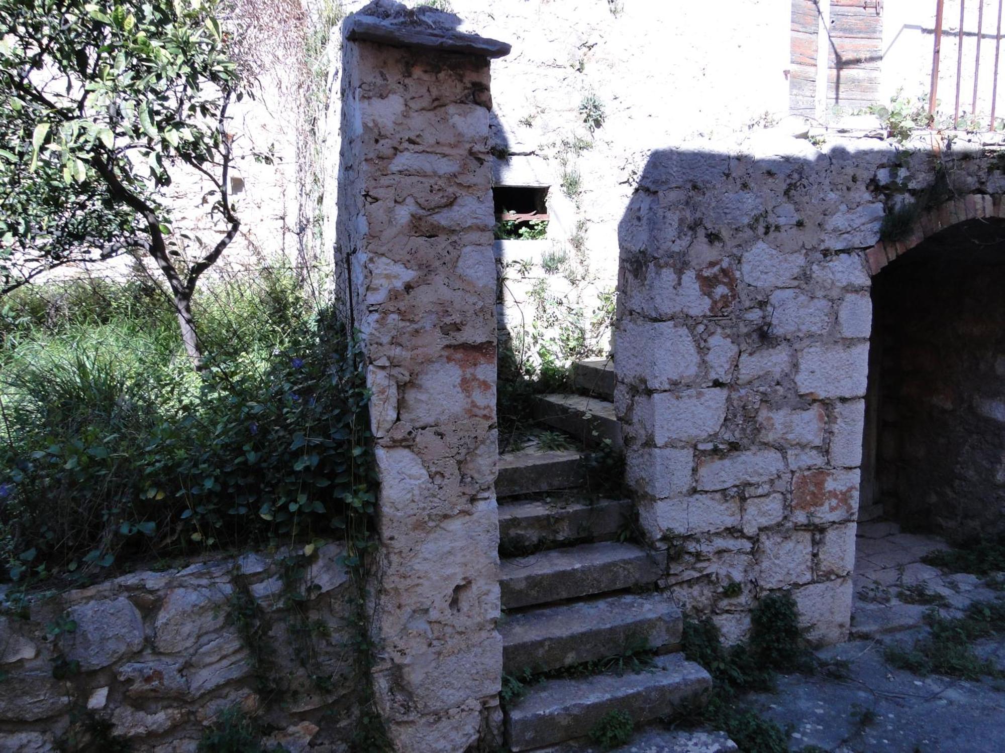 Heritage Apartments Kyra & Fox In Pitve, Hvar Exterior photo