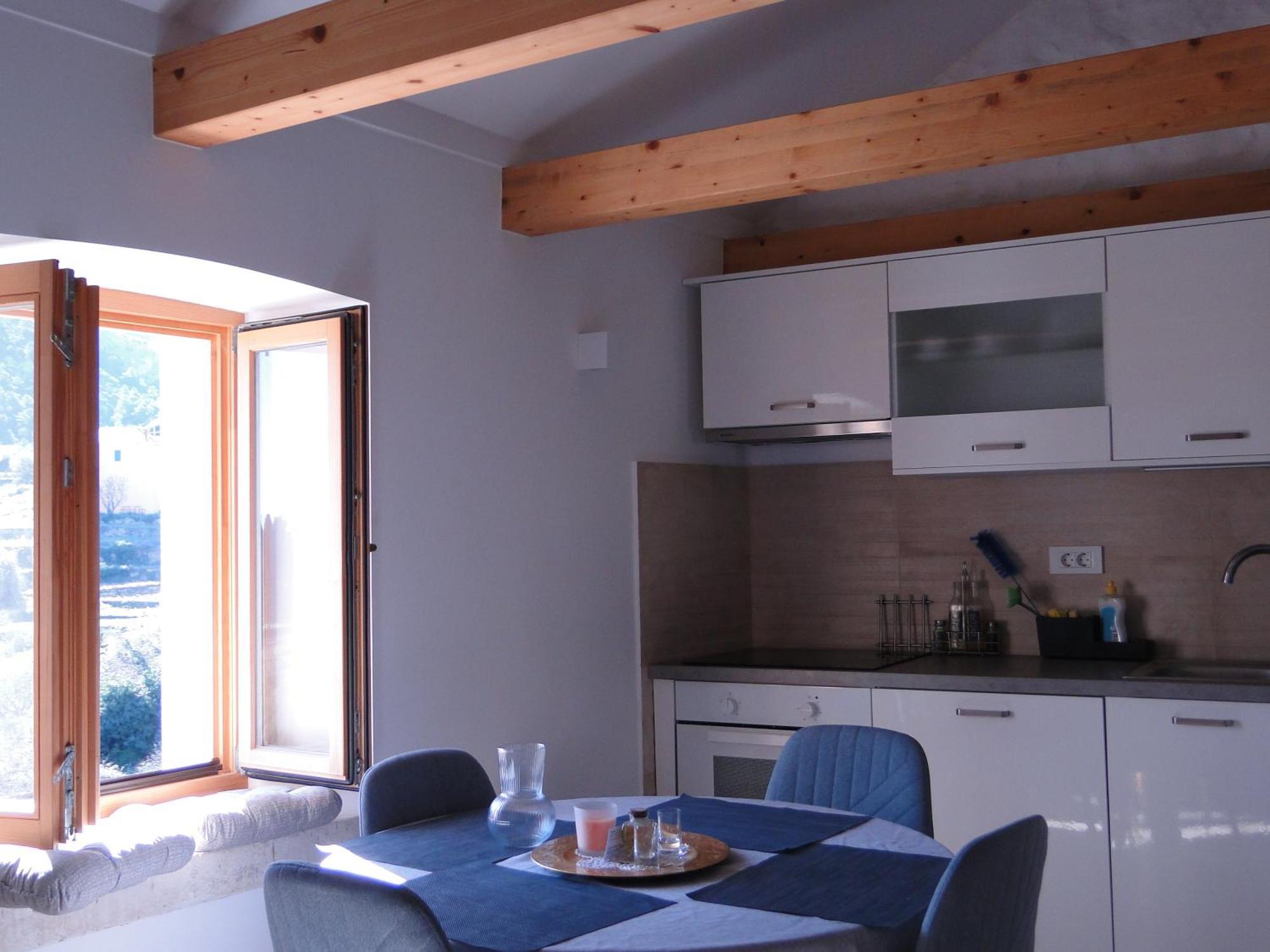 Heritage Apartments Kyra & Fox In Pitve, Hvar Exterior photo