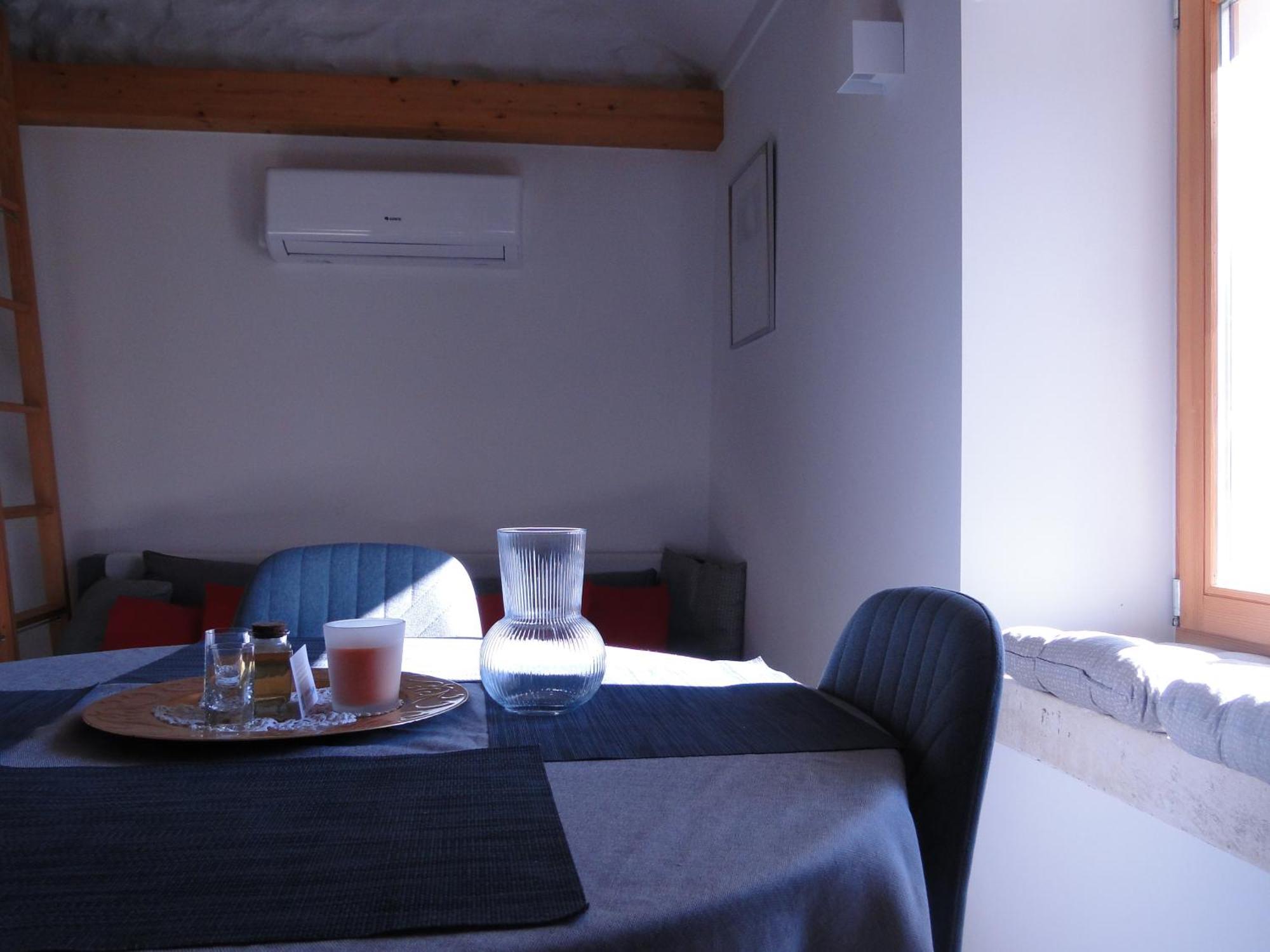 Heritage Apartments Kyra & Fox In Pitve, Hvar Exterior photo