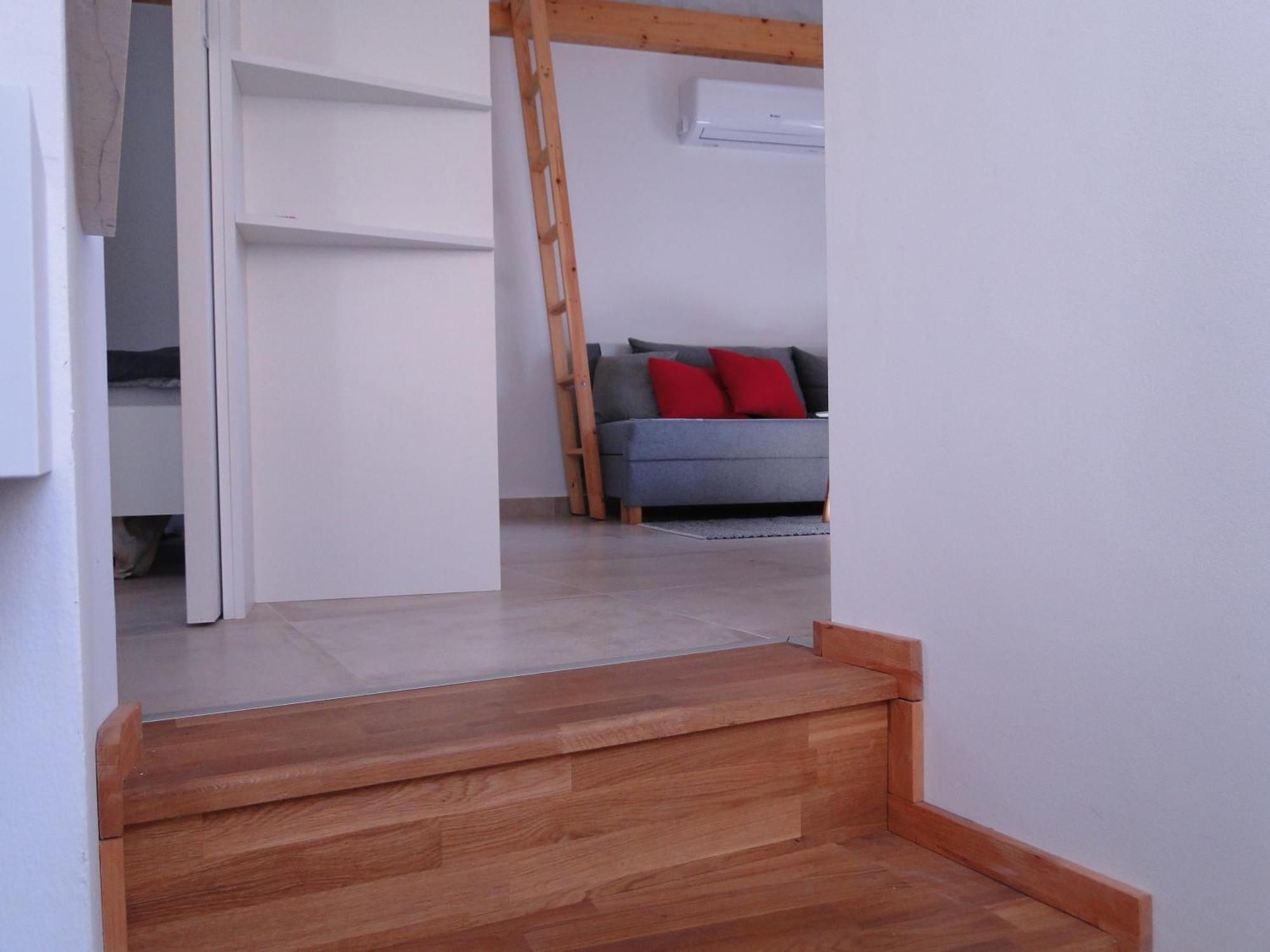 Heritage Apartments Kyra & Fox In Pitve, Hvar Exterior photo