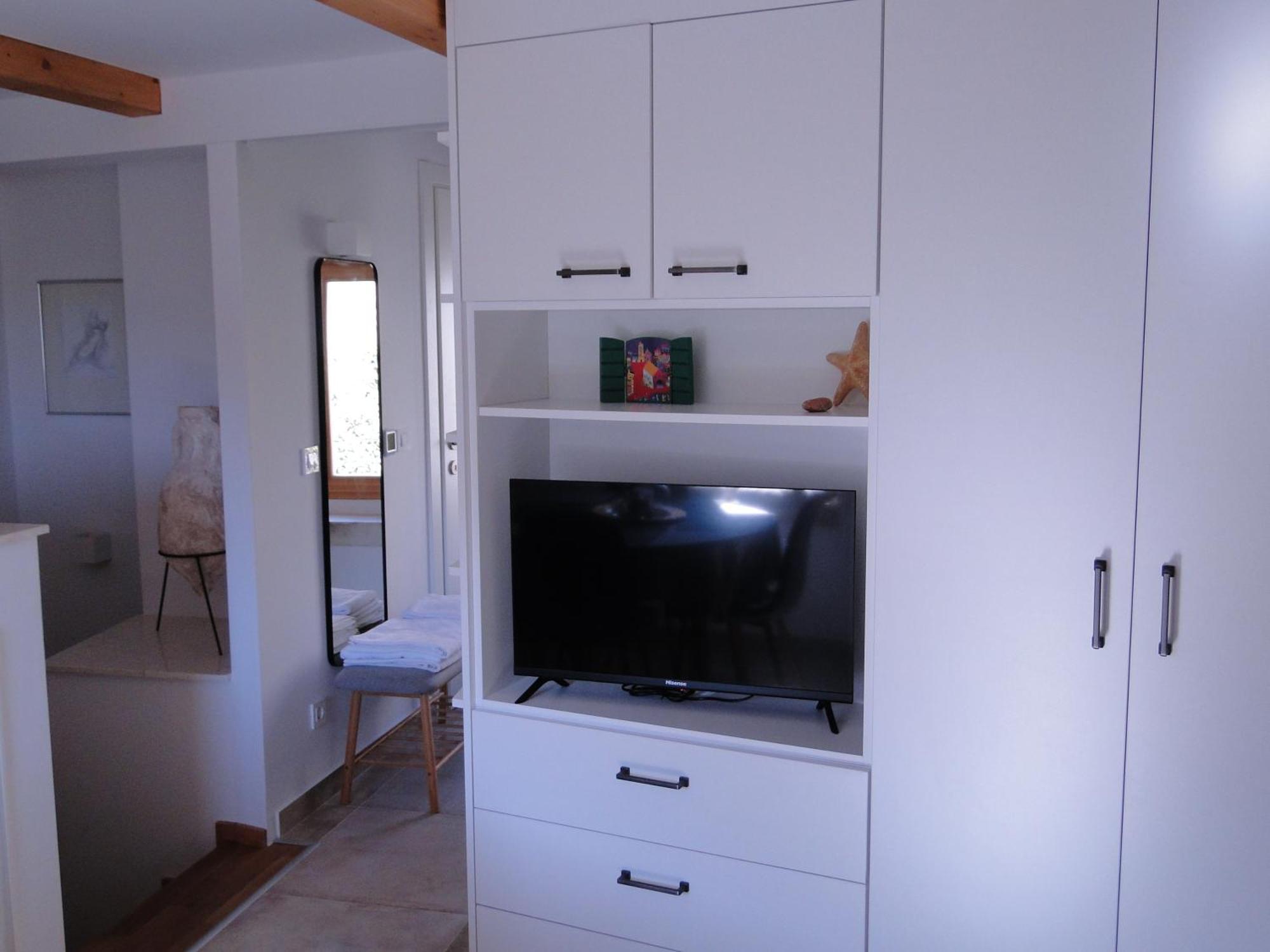 Heritage Apartments Kyra & Fox In Pitve, Hvar Exterior photo